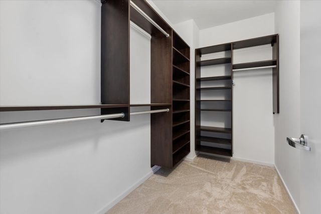 240 E Illinois Street 3101, Chicago, IL 60611