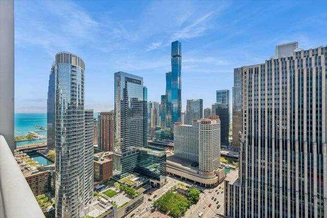 240 E Illinois Street 3101, Chicago, IL 60611