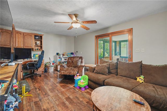 1043 Heathwood, Englewood, OH 45322