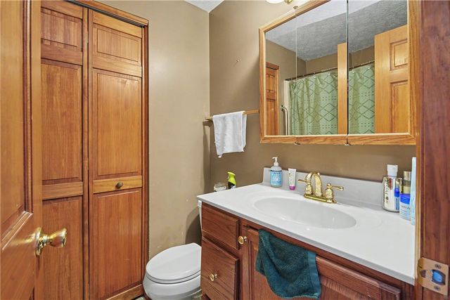 1043 Heathwood, Englewood, OH 45322