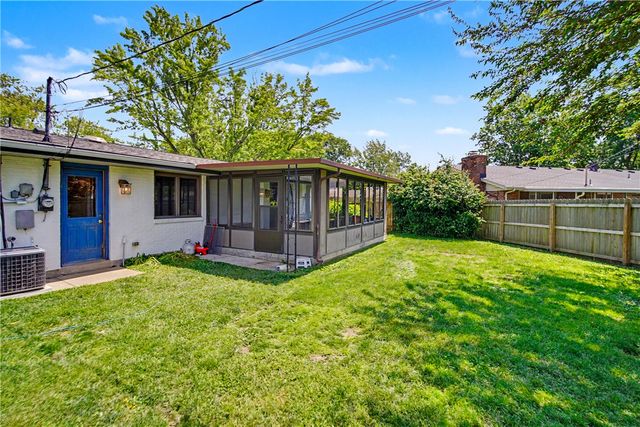 1043 Heathwood, Englewood, OH 45322