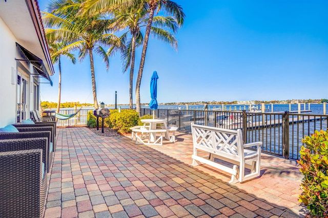 2700 N Federal Highway 303, Boynton Beach, FL 33435