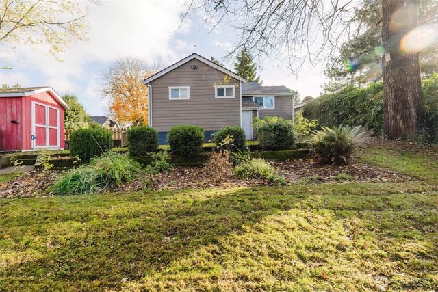 1935 N Rainier Avenue, Bremerton, WA 98312