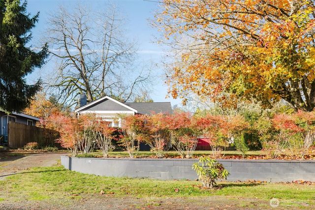 1935 N Rainier Avenue, Bremerton, WA 98312