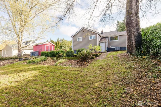 1935 N Rainier Avenue, Bremerton, WA 98312