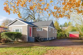 1935 N Rainier Avenue, Bremerton, WA 98312