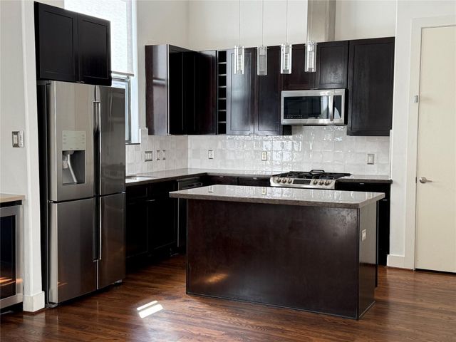 1608 W Webster Street B, Houston, TX 77019