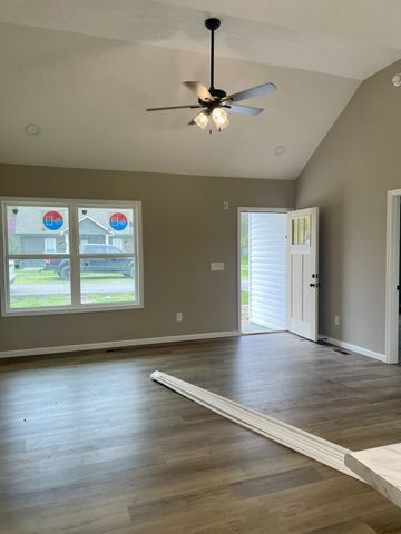 302 Front View St, Cornersville, TN 37047