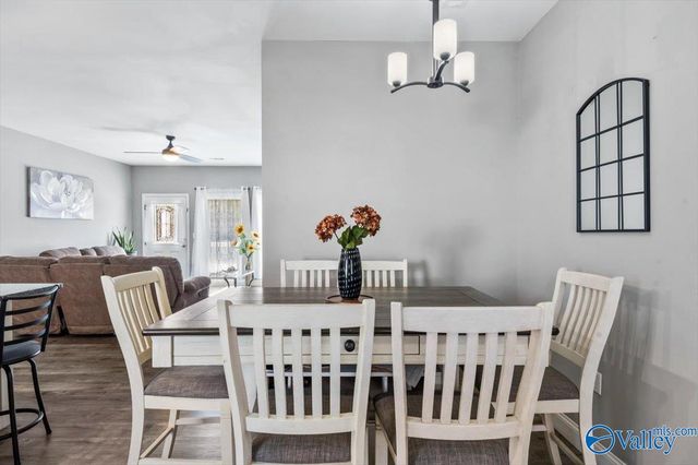 826 Barnes Street, Albertville, AL 35950