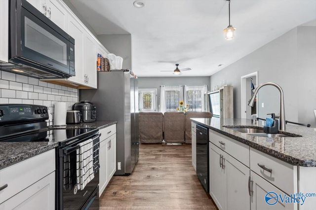 826 Barnes Street, Albertville, AL 35950