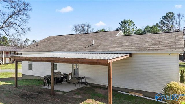 826 Barnes Street, Albertville, AL 35950