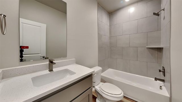 12513 Florence Lane, Yukon, OK 73099