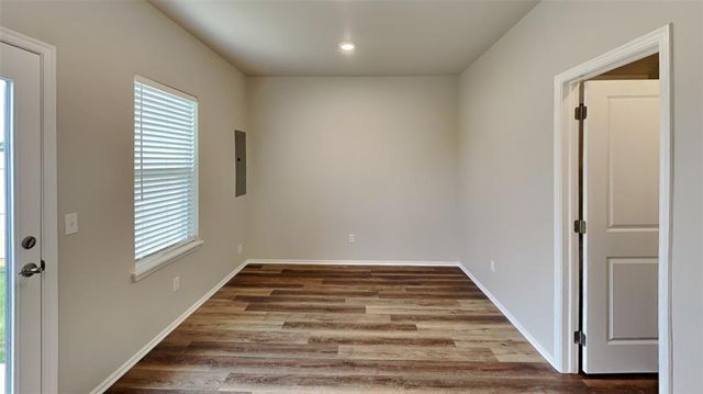 12513 Florence Lane, Yukon, OK 73099