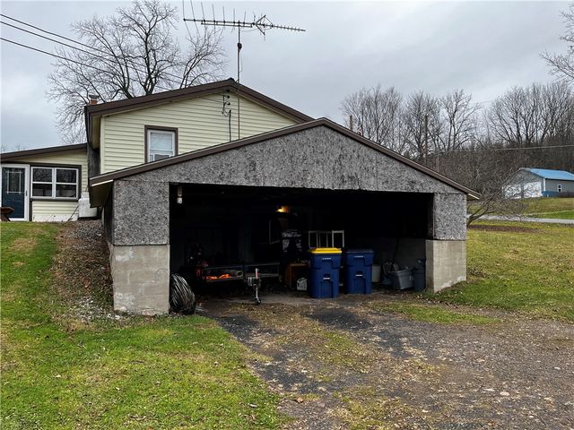 14443 Meade Street, Sterling, NY 13156