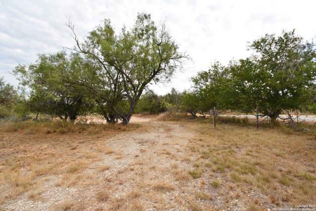 3074 Mathis Lane, San Antonio, TX 78264