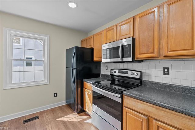 7723 Ruthven RD, Norfolk, VA 23505