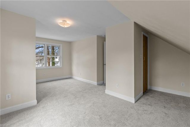 7723 Ruthven RD, Norfolk, VA 23505