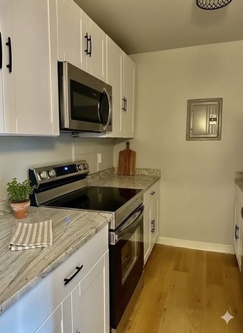 16 Balmoral Street 210, Andover, MA 01810