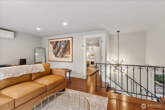 22017 95th Place W, Edmonds, WA 98020