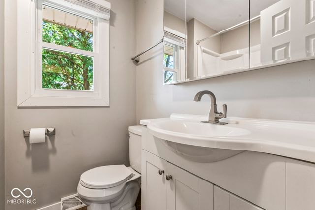 219 W Taylor Street, Pendleton, IN 46064