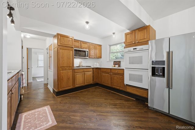14110 Royal Grand, Redford Charter Township, MI 48239