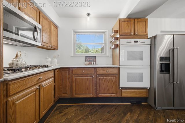 14110 Royal Grand, Redford Charter Township, MI 48239