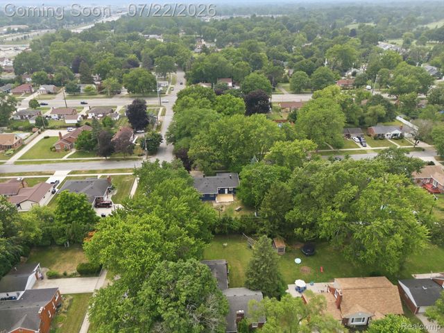 14110 Royal Grand, Redford Charter Township, MI 48239