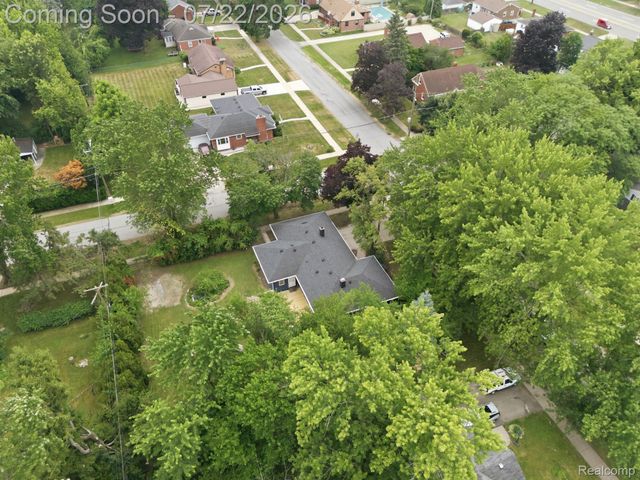 14110 Royal Grand, Redford Charter Township, MI 48239