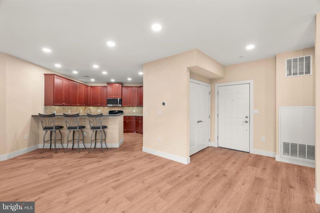 354 CARSON TER, HUNTINGDON VALLEY, PA 19006 — photo 4
