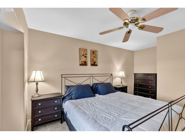 1548 Sw NORTHSTAR Loop, Troutdale, OR 97060