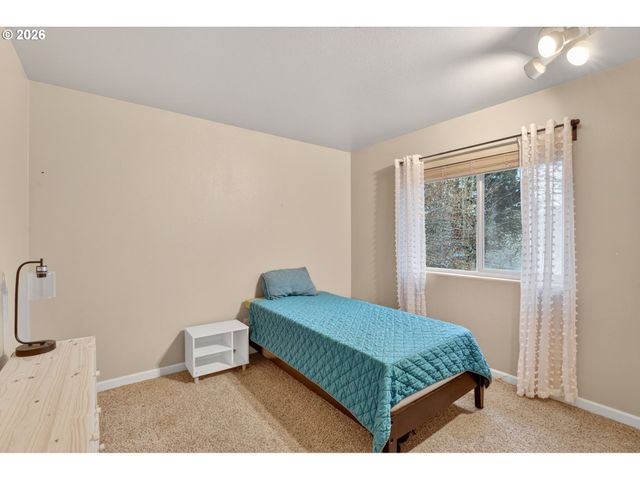 1548 Sw NORTHSTAR Loop, Troutdale, OR 97060