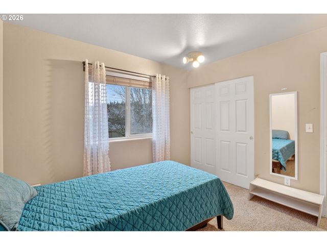 1548 Sw NORTHSTAR Loop, Troutdale, OR 97060