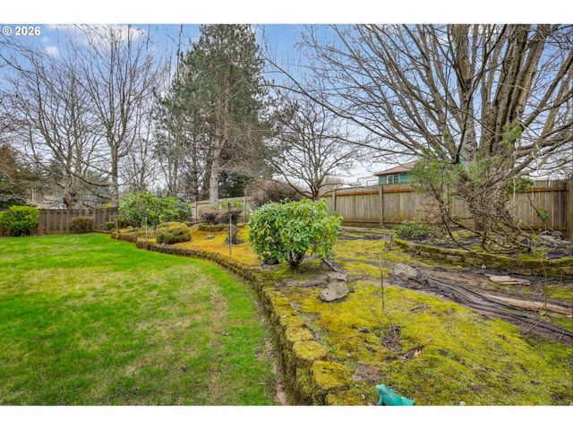 1548 Sw NORTHSTAR Loop, Troutdale, OR 97060
