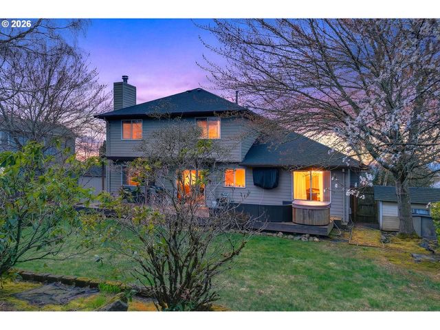 1548 Sw NORTHSTAR Loop, Troutdale, OR 97060