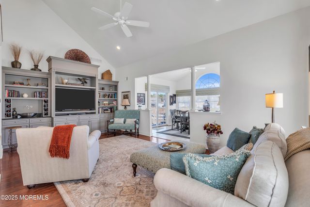 11 Beach Haven Way, Waretown, NJ 08758