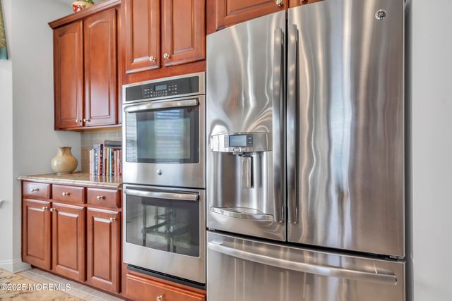 11 Beach Haven Way, Waretown, NJ 08758
