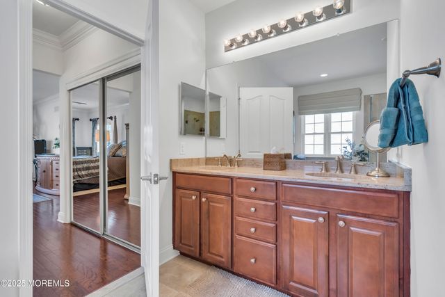 11 Beach Haven Way, Waretown, NJ 08758