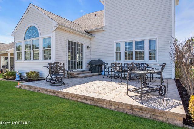 11 Beach Haven Way, Waretown, NJ 08758