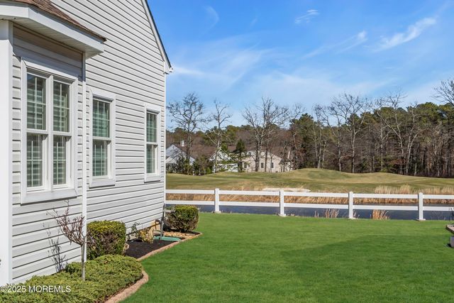 11 Beach Haven Way, Waretown, NJ 08758