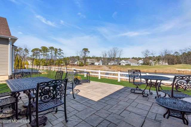 11 Beach Haven Way, Waretown, NJ 08758
