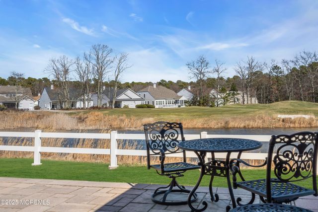 11 Beach Haven Way, Waretown, NJ 08758