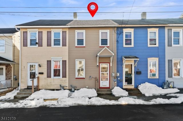 72 Lewis St, Phillipsburg Town, NJ 08865