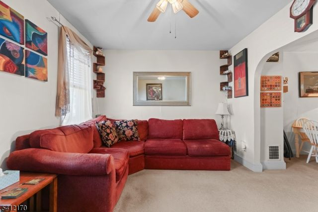 72 Lewis St, Phillipsburg Town, NJ 08865