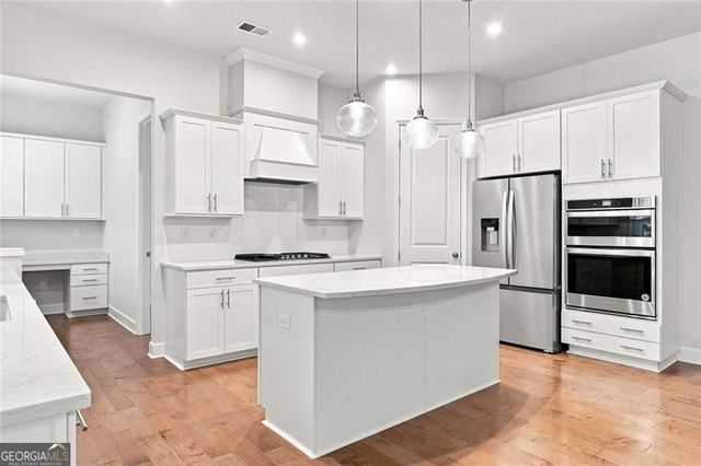 1118 Turnwell, Kennesaw, GA 30152