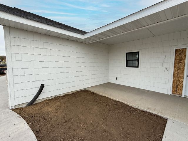 1532 3rd Street SW, Mt Vernon, IA 52314