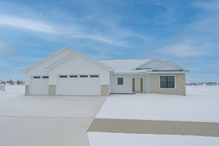 1532 3rd Street SW, Mt Vernon, IA 52314