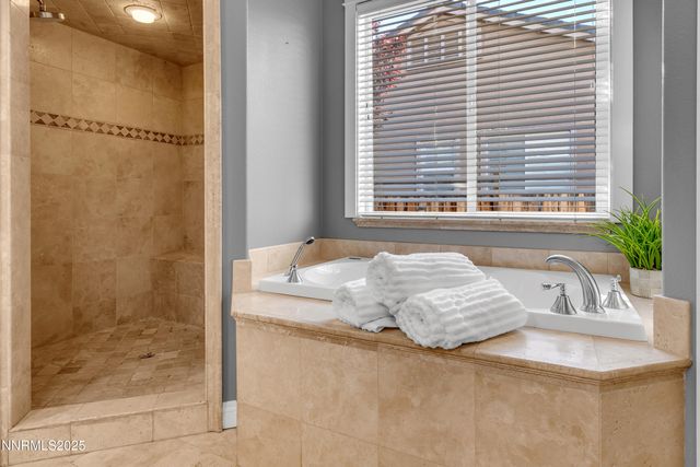 6970 Island Queen Court, Sparks, NV 89436