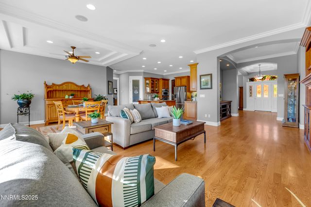 6970 Island Queen Court, Sparks, NV 89436