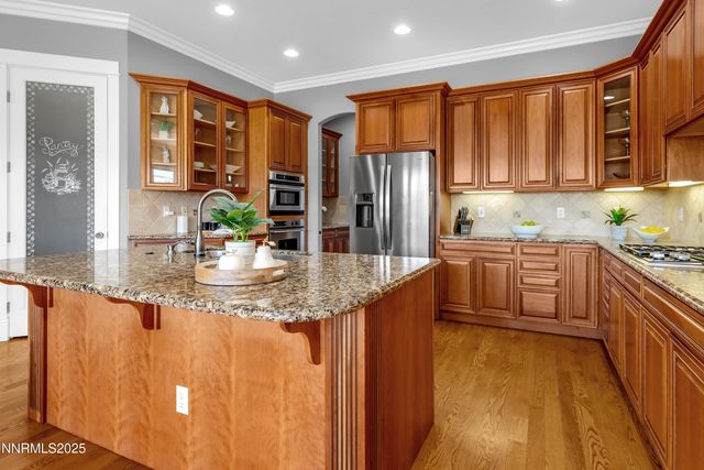 6970 Island Queen Court, Sparks, NV 89436