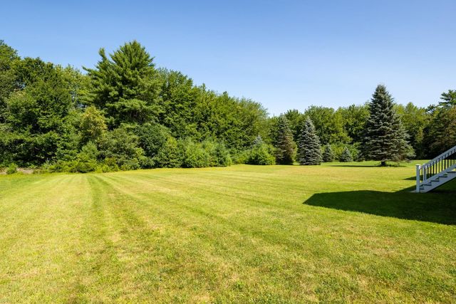 9 FRENCH CROSS Road, Dover, NH 03820